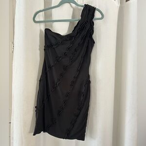 Tiger Mist Black Ruffled One Shoulder Dress